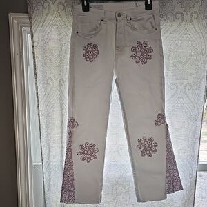 Zara White Pants with Purple Floral Design 6